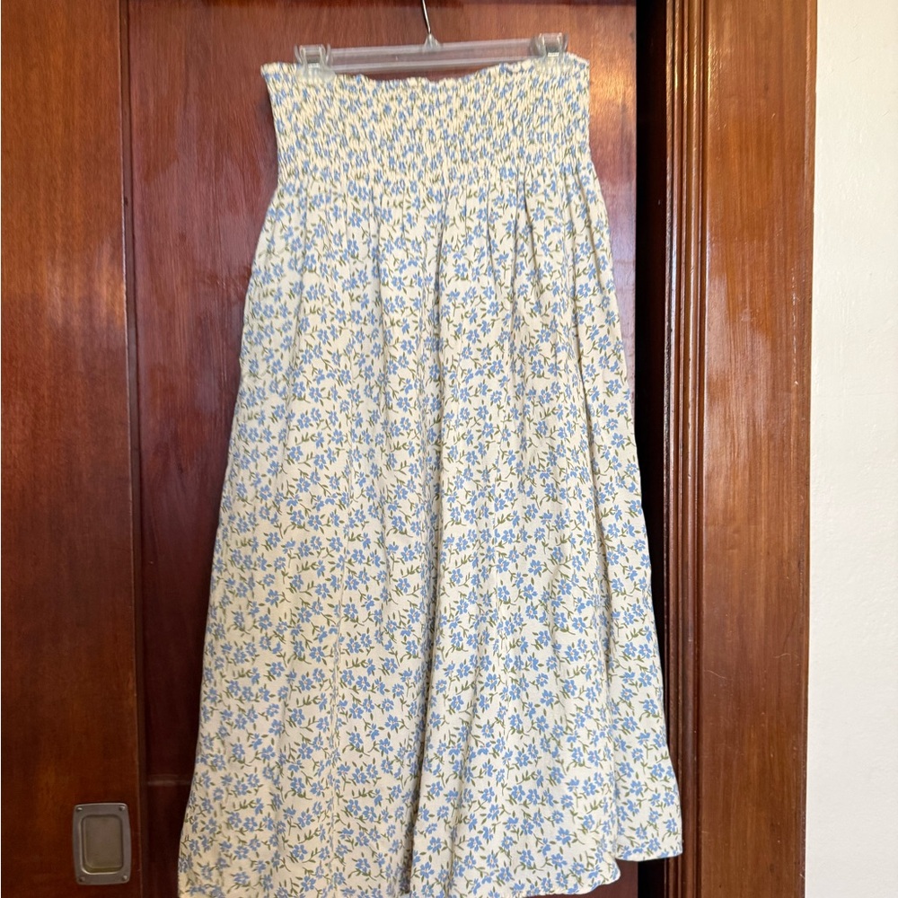 Zara Blue and Cream Floral Midi Skirt